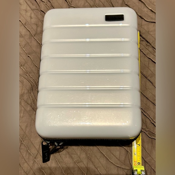 Away White Mini Storage Case - Picture 2 of 8